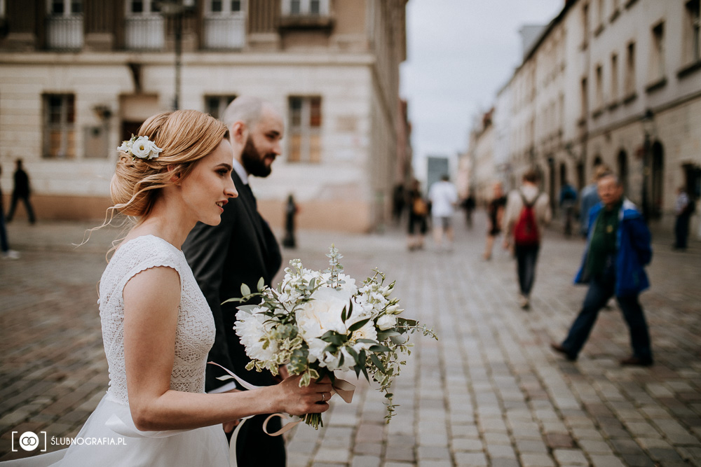 Zdjęcia ze ślubu w poznańskiej Wadze na Starym Rynki i z wesela w hotelu Vivaldii