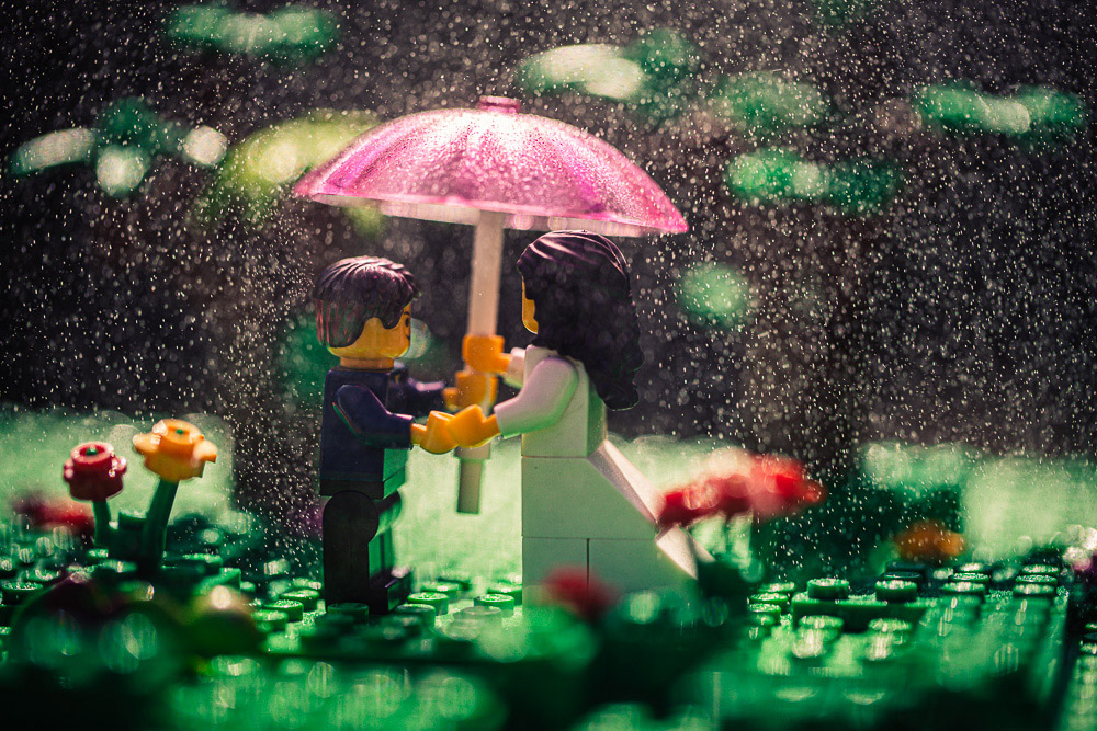 Plenerowa sesja ślubna ludzików Lego w czasie korona epidemii